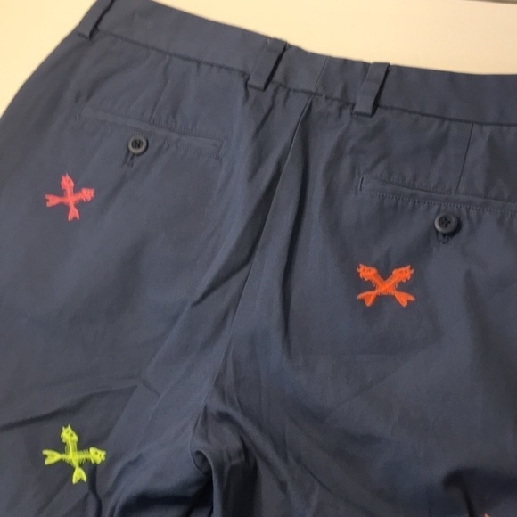 Vineyard Vines slim fit breaker pant fish bone print size 34x42 - Picture 2 of 9